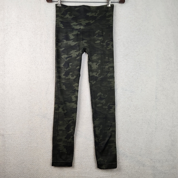 Spanx Womens Size Medium Green Camo Nylon/Spandex Shapewear Stretch Leggings - Picture 1 of 7